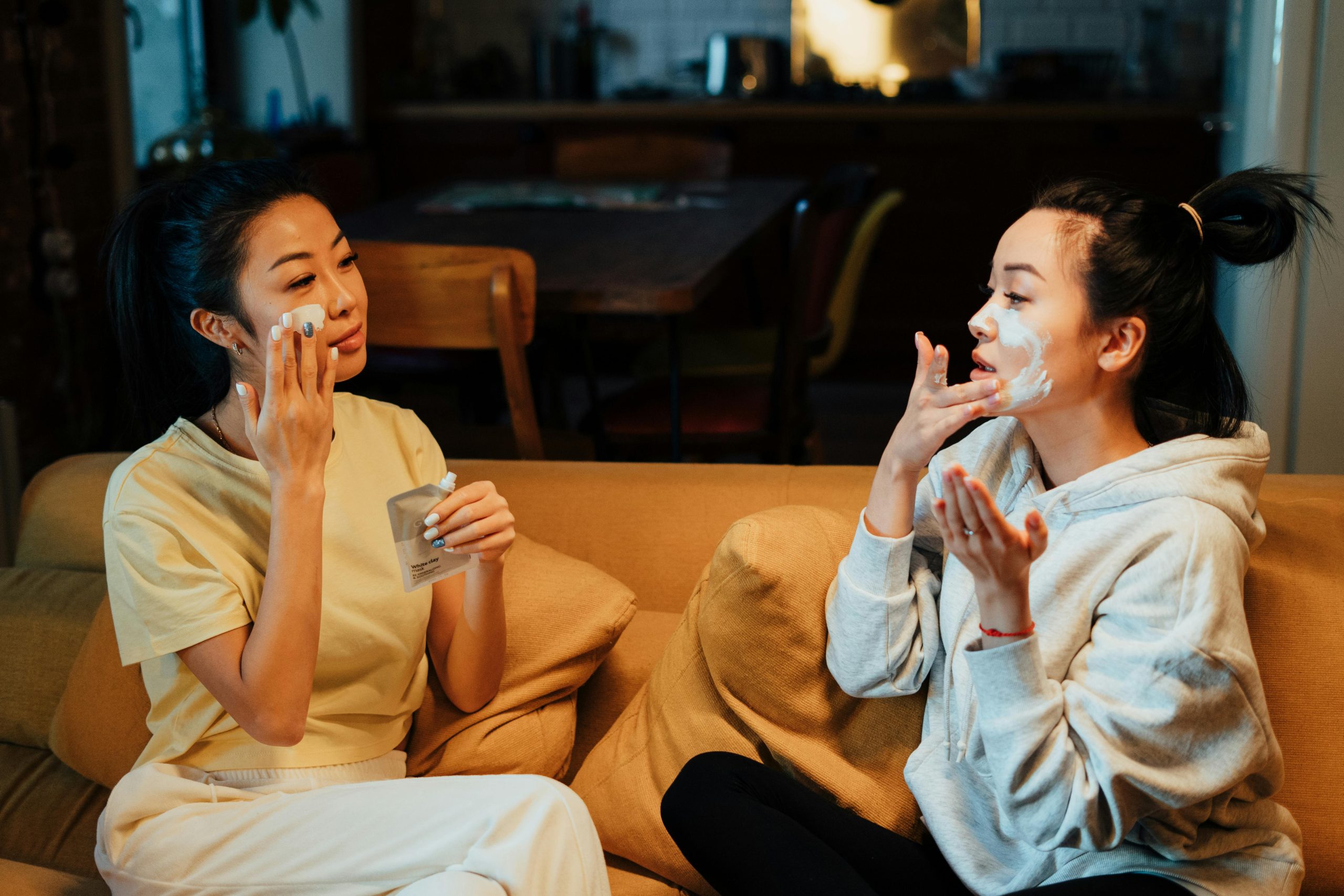 Skincare Marketing Analysis: Navigating the Beauty Industry’s Digital Landscape